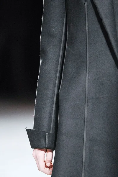 Look 9